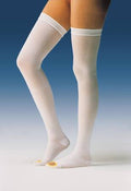 7927600/111402 MEDIA A-E RODILLA CH PAR