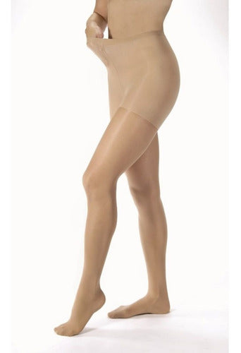 7521111 ULTRASHEER PANTY G HONEY 20-30